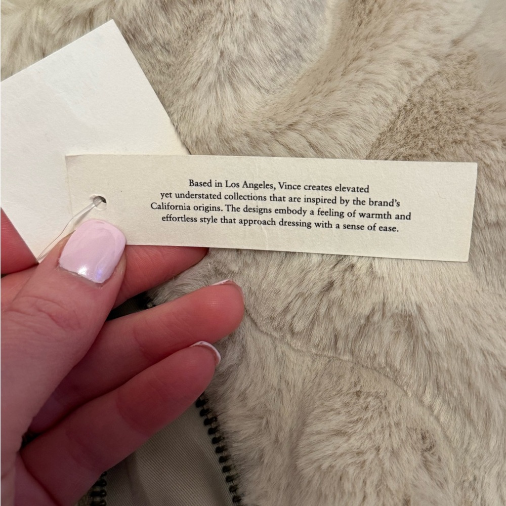 Vince Faux Fur Cream Jacket (Size: Large) - Picture 15 of 16